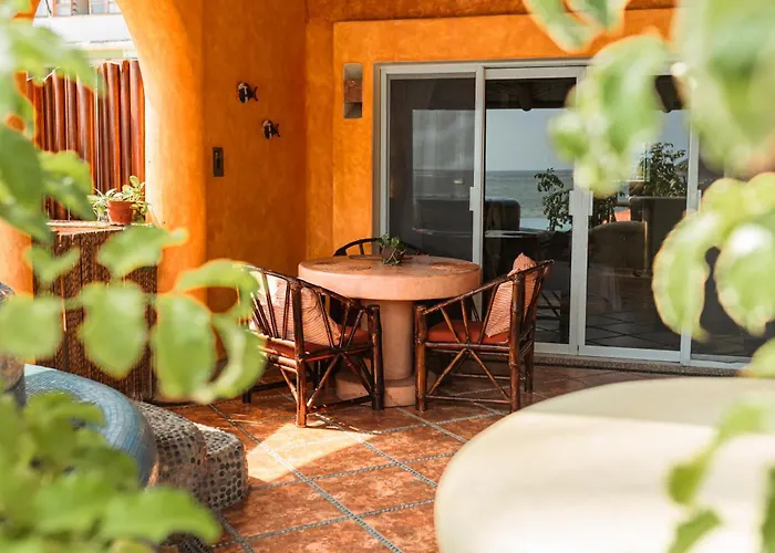 Arena Aparthotel 4*