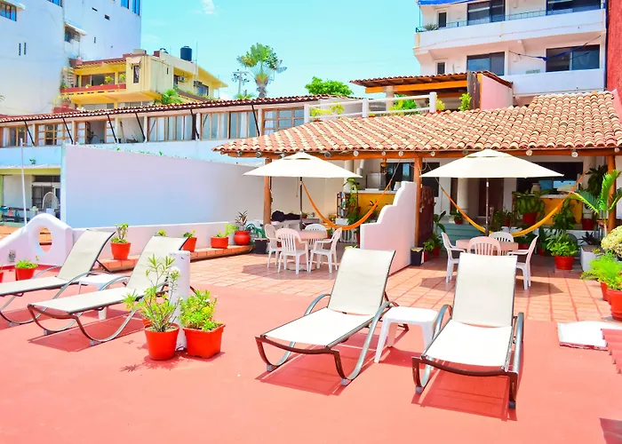 Arena Aparthotel 4*